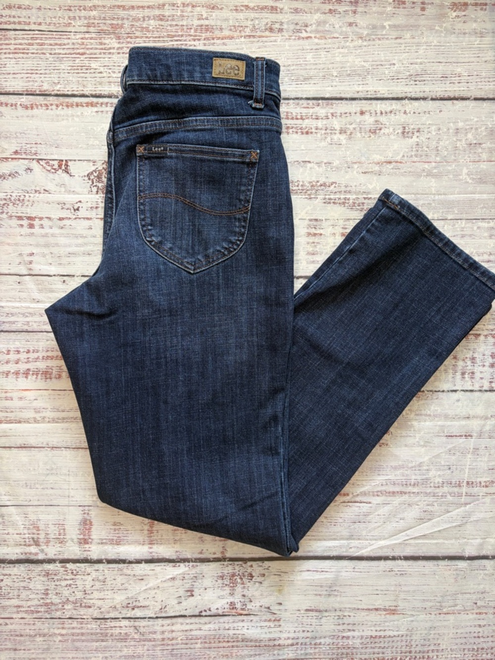 Lee Women's Relaxed Straight-Leg Jeans